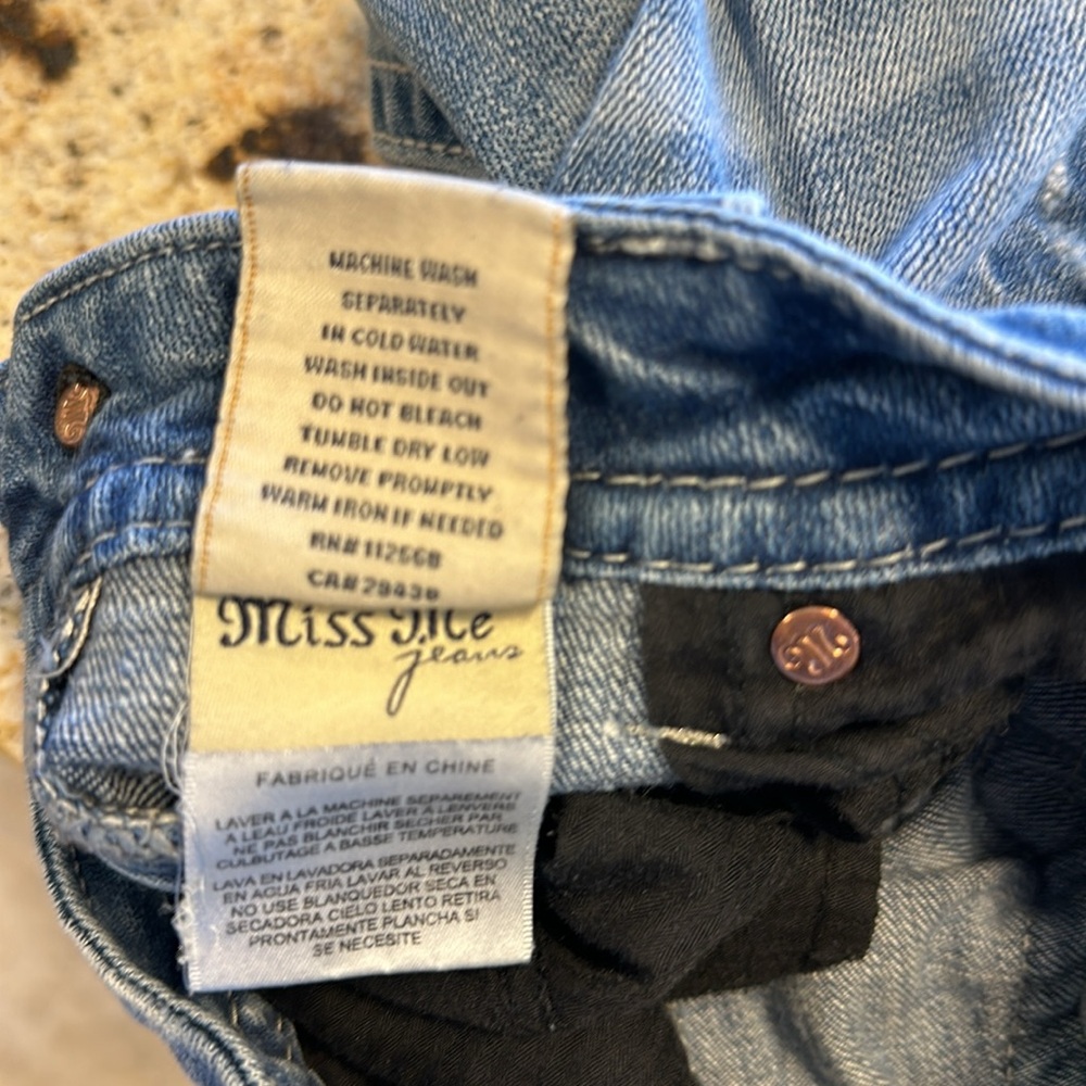 Miss Me Signature Skinny Embellished Jeans - Picture 7 of 7